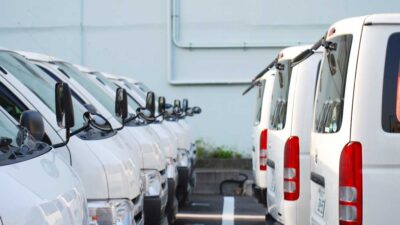 なぜ「社用車」は白やシルバーが多いのか？車両の色をめぐる謎