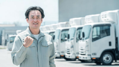 大型免許を取ると年収はいくら変わる？取得費用と収入アップのメリットを解説